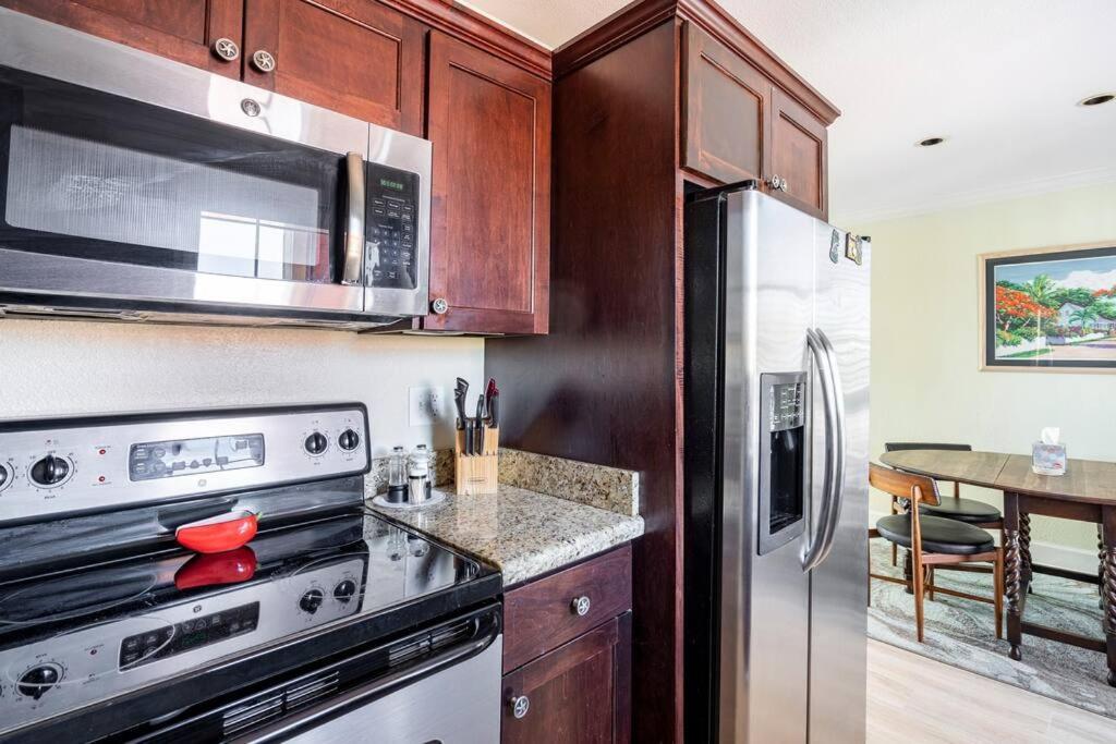Ferienwohnung Oceanfront At The Dawns Galveston Exterior foto