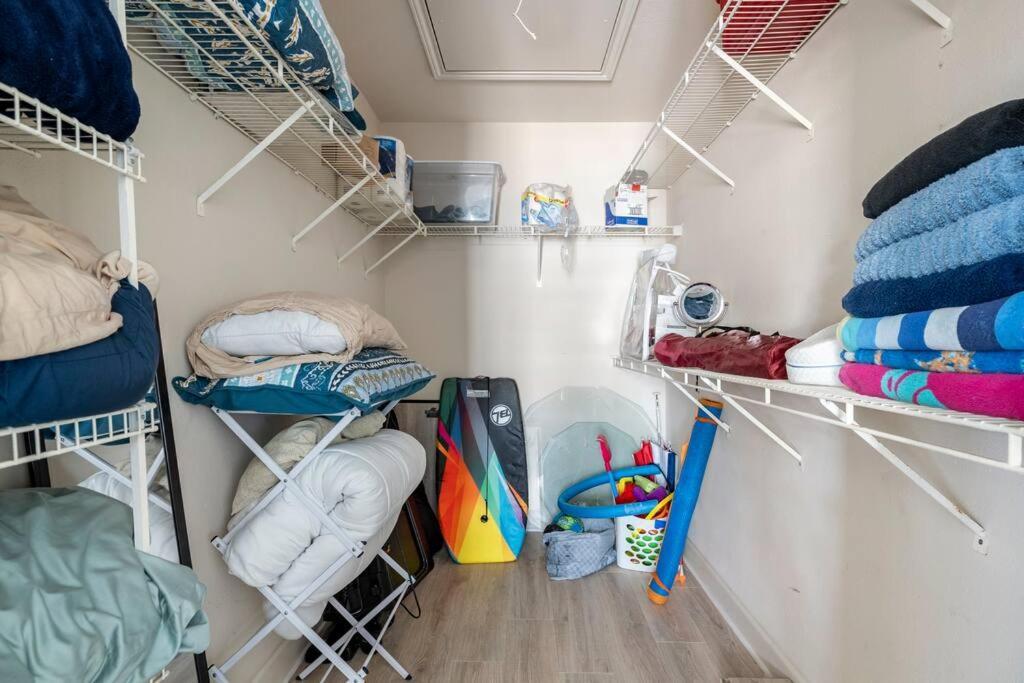 Ferienwohnung Oceanfront At The Dawns Galveston Exterior foto