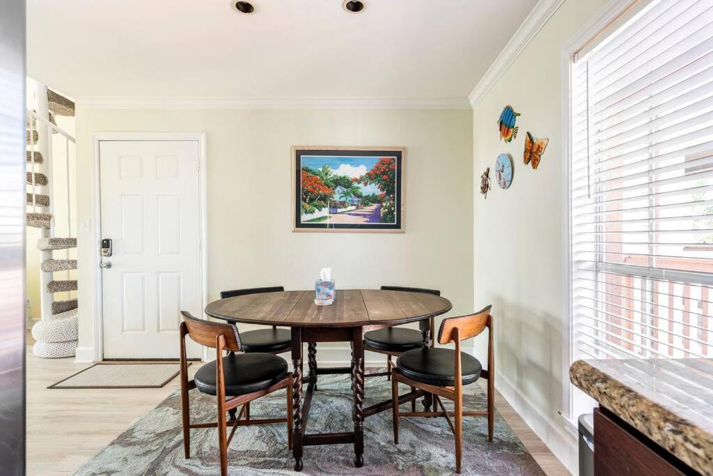 Ferienwohnung Oceanfront At The Dawns Galveston Exterior foto